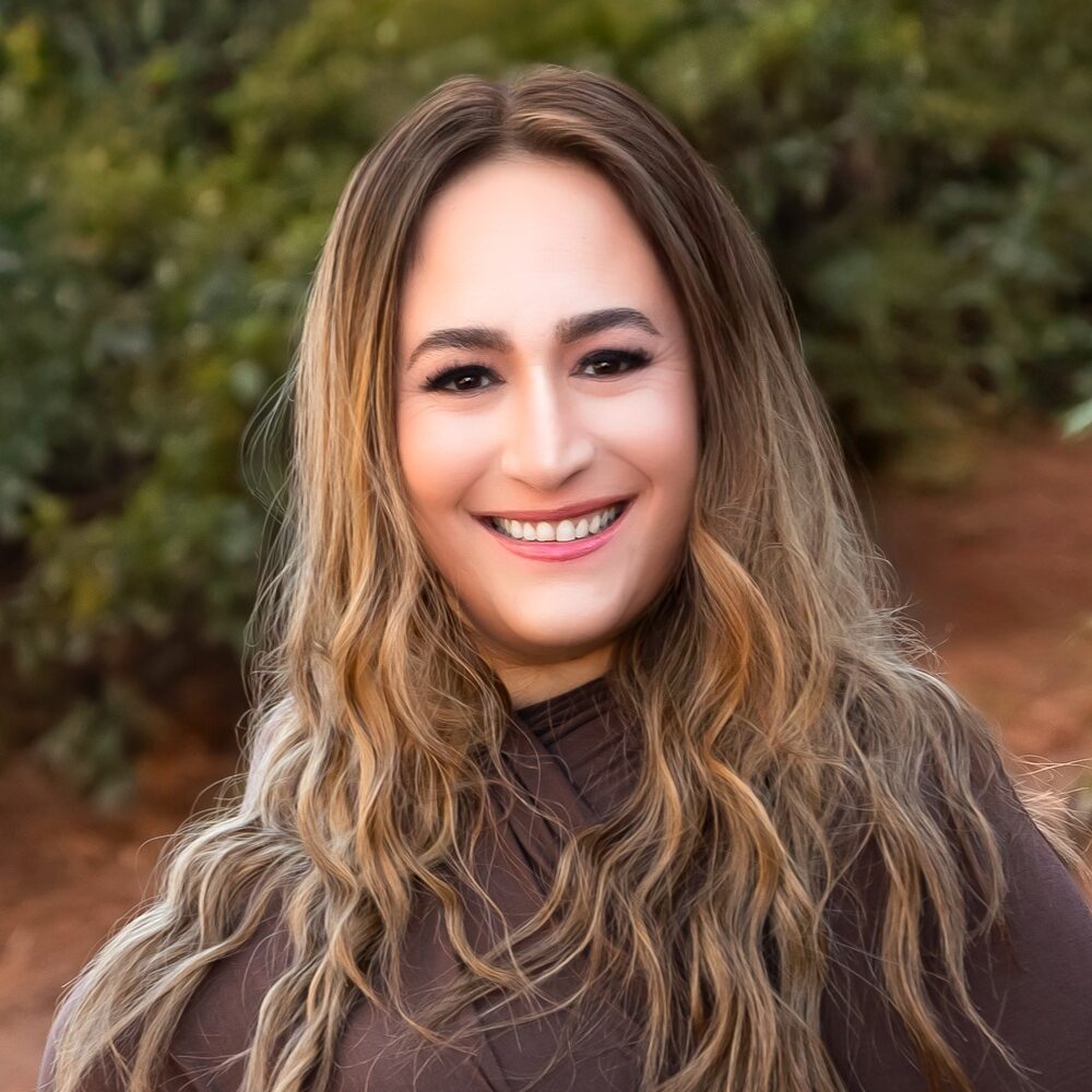 Tzivie_Pill_headshot